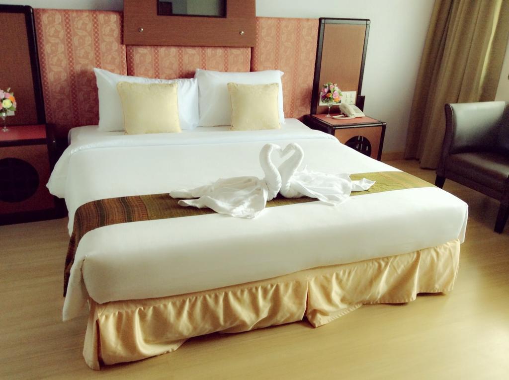 Bp Grand Tower Hotel Hat Yai Buitenkant foto