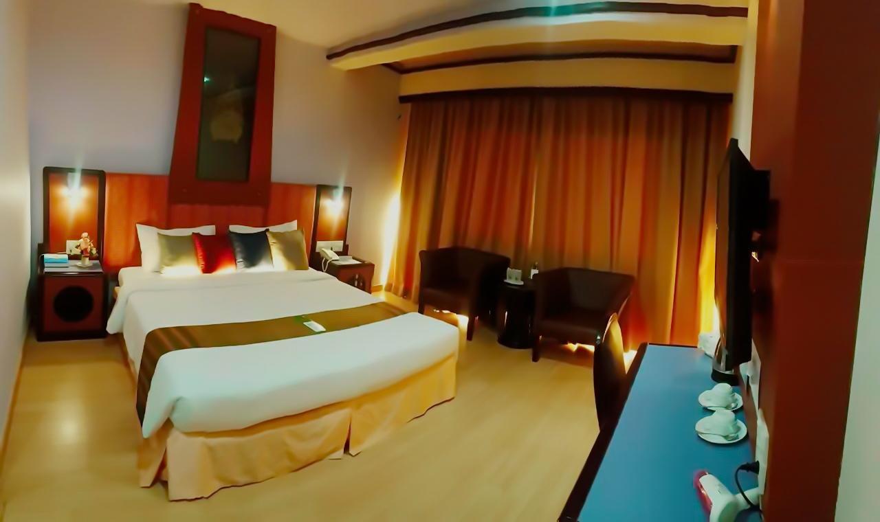 Bp Grand Tower Hotel Hat Yai Buitenkant foto